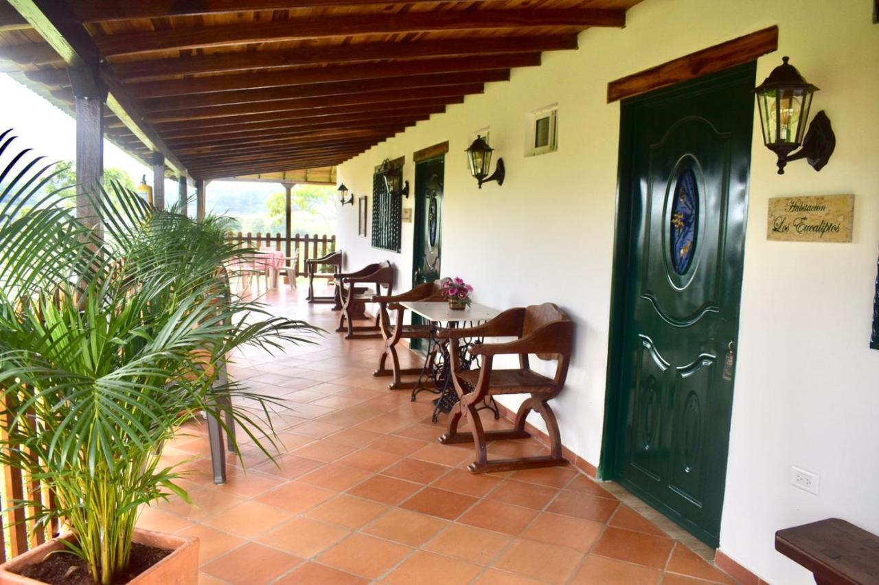 El Portal De Don Luis Hotell Guadalupe Exteriör bild